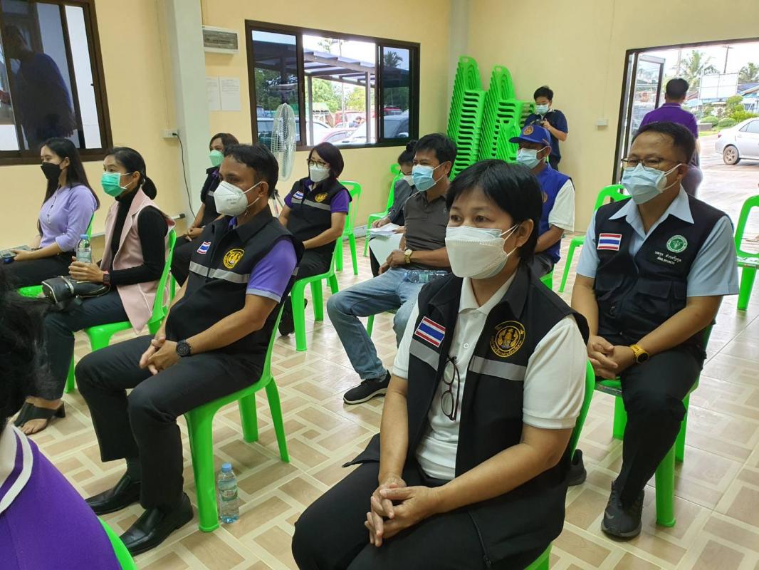นายก อบจ.ตาก ลงพื้นที่ส่งมอบวัสดุอุปกรณ์ฯตามโครงการจัดซื้อวัสดุอุปกรณ์ป้องกันและควบคุมโรคติดต่อสำหรับสนับสนุนให้กับศูนย์พักคอย (CI)