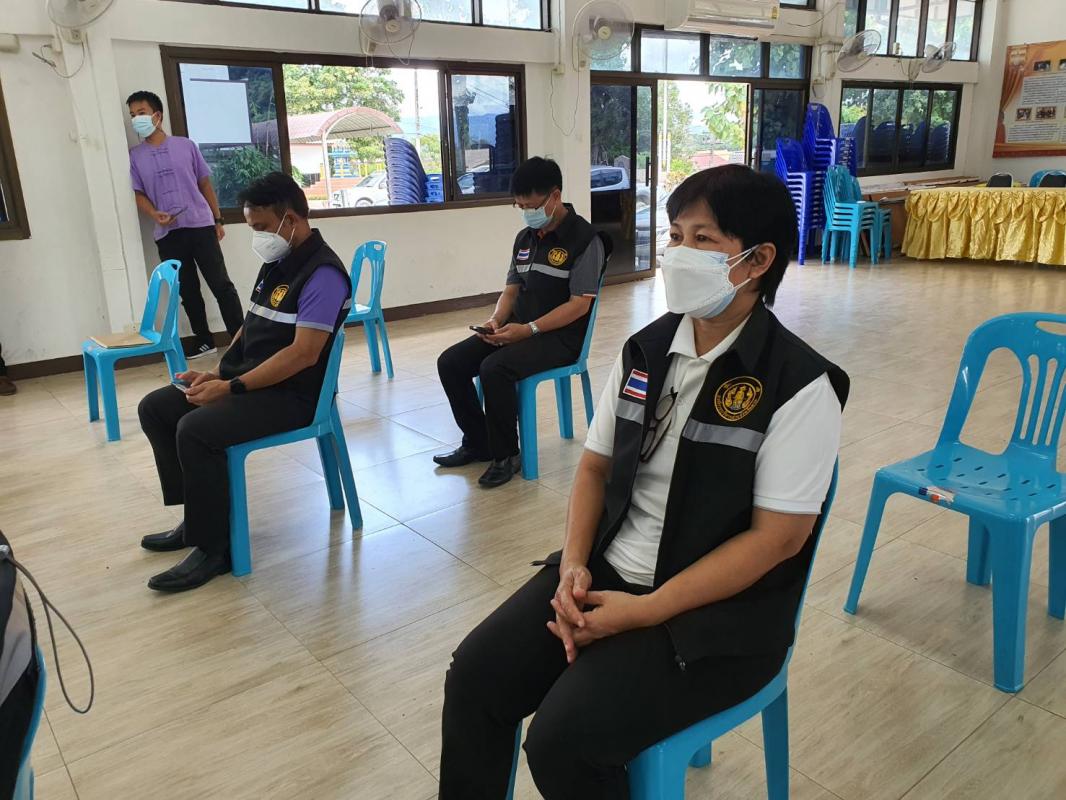 นายก อบจ.ตาก นำทีมลงพื้นที่ส่งมอบวัสดุอุปกรณ์ทางการแพทย์ ณ อำเภอแม่ระมาด จังหวัดตาก