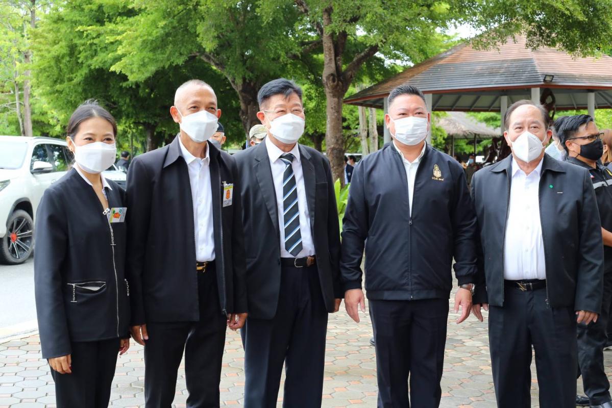 นายกณัฐวุฒิ และ สส.ธนัสถ์ ร่วมต้อนรับ นายกรัฐมนตรีที่สุโขทัย พร้อมรายงานปัญหาน้ำท่วมจังหวัดตากและหารือแนวทางแก้ไข