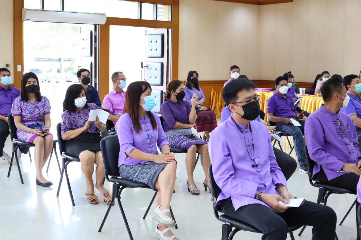นายก อบจ.ตาก จัดโครงการตรวจคัดกรองด้วยชุดตรวจ Antigen Test Kit (ATK) ของบุคลากรองค์การบริหารส่วนจังหวัดตาก