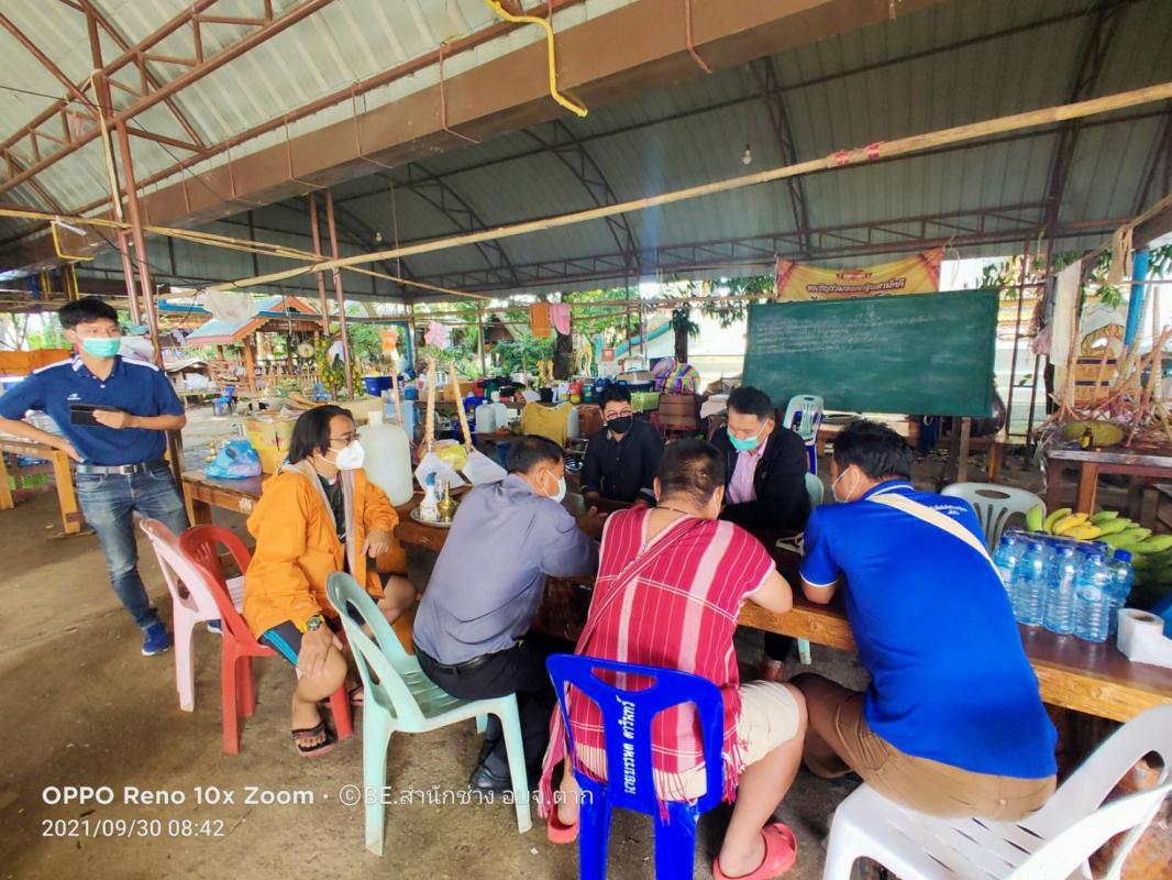 ลงพื้นที่ติดตามสถานการณ์น้ำท่วม และนำรถน้ำไปบริการช่วยเหลือประชาชน เพื่อการอุปโภคบริโภค ในพื้นที่อำเภออุ้มผาง