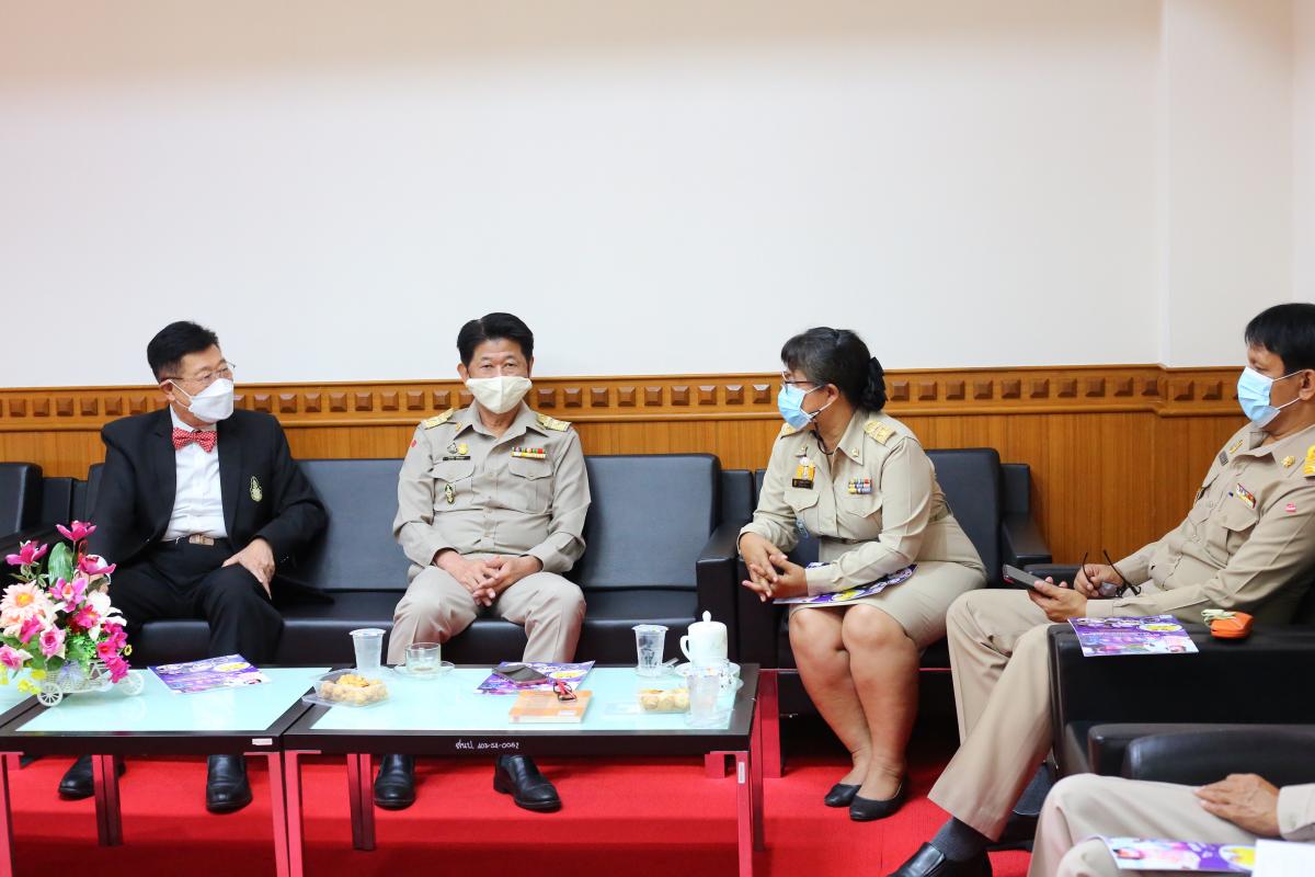 คณะผู้บริหารการศึกษาจังหวัดตาก เข้าพบ นายก อบจ.ตาก