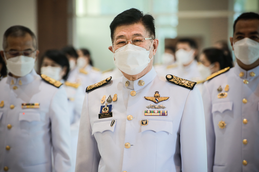 นายก อบจ.ตาก ร่วมพิธีวางพานพุ่มและพิธีถวายบังคม เนื่องในวันคล้ายวันพระบรมราชสมภพ พระบาทสมเด็จพระบรมชนกาธิเบศร มหาภูมิพลอดุลยเดชมหาราช บรมนาถบพิตร วันชาติ และวันพ่อแห่งชาติ 5 ธันวาคม 2564