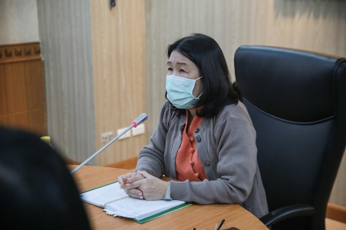 เข้าร่วมรับฟัง การนำเสนอรายละเอียด เทคโนโลยีด้านการสื่อสาร ที่สามารถนำมาใช้ในการบริหารจัดการองค์กร การประชาสัมพันธ์ การวางระบบควบคุมต่างๆ