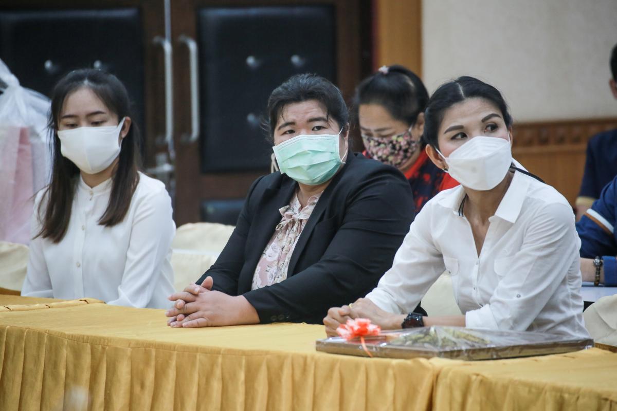 นายณัฐวุฒิ ทวีเกื้อกูลกิจ นายกองค์การบริหารส่วนจังหวัดตาก ร่วมต้อนรับและแสดงความยินดี กับนางสาวเปรมกมล ธีโรภาส รองปลัดองค์การบริหารส่วนจังหวัดเชียงใหม่ ในโอกาสได้รับการบรรจุแต่งตั้ง ในตำแหน่งปลัดองค์การบริหารส่วนจังหวัดตาก