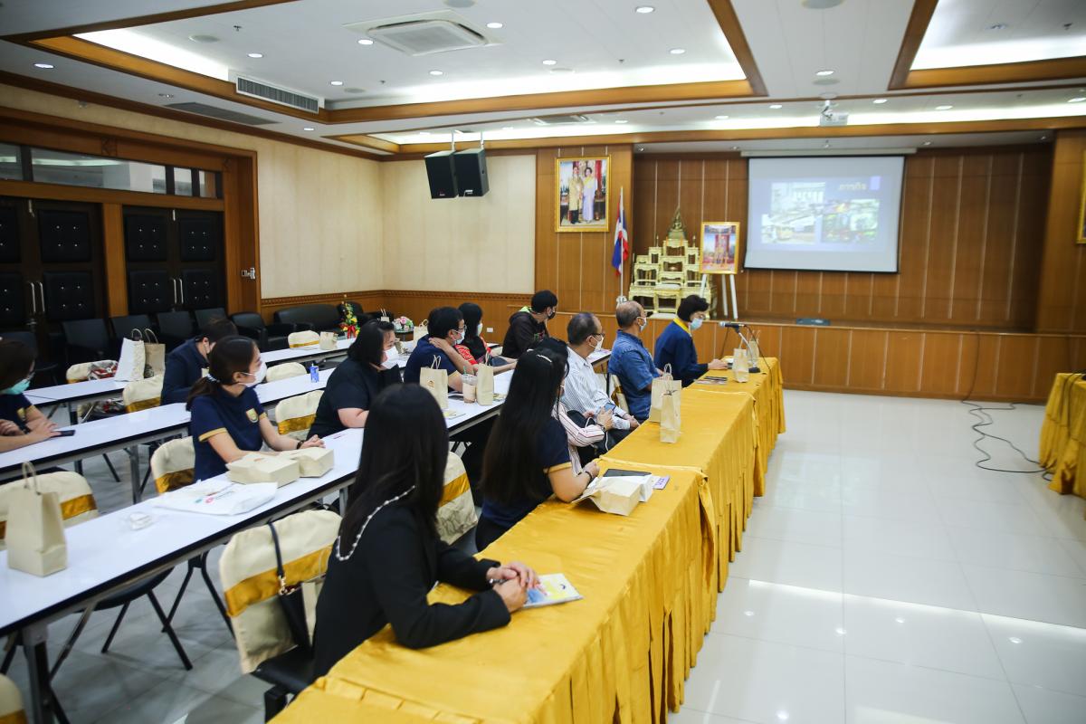 นายณัฐวุฒิ ทวีเกื้อกูลกิจ นายกองค์การบริหารส่วนจังหวัดตาก ร่วมต้อนรับและแสดงความยินดี กับนางสาวเปรมกมล ธีโรภาส รองปลัดองค์การบริหารส่วนจังหวัดเชียงใหม่ ในโอกาสได้รับการบรรจุแต่งตั้ง ในตำแหน่งปลัดองค์การบริหารส่วนจังหวัดตาก