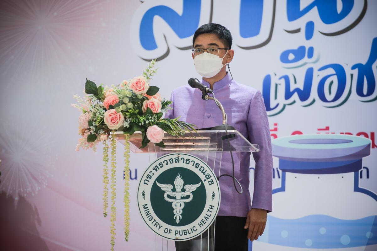 นายฑีฆะพล ทวีเกื้อกูลกิจ รองนายกองค์การบริหารส่วนจังหวัดตาก ร่วมเป็นเกียรติในงานโครงการล้านโดส ล้านใจ ล้านความห่วงใยเพื่อชาวตาก