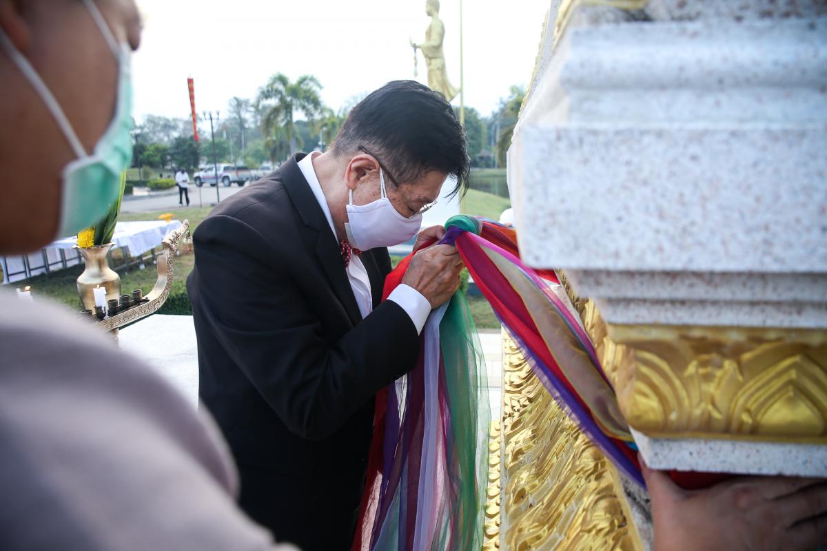 อบจ.ตาก จัดพิธีสักการะพระพุทธรูป และบวงสรวงพระพรหม พระภูมิ เจ้าที่ ประจำปี