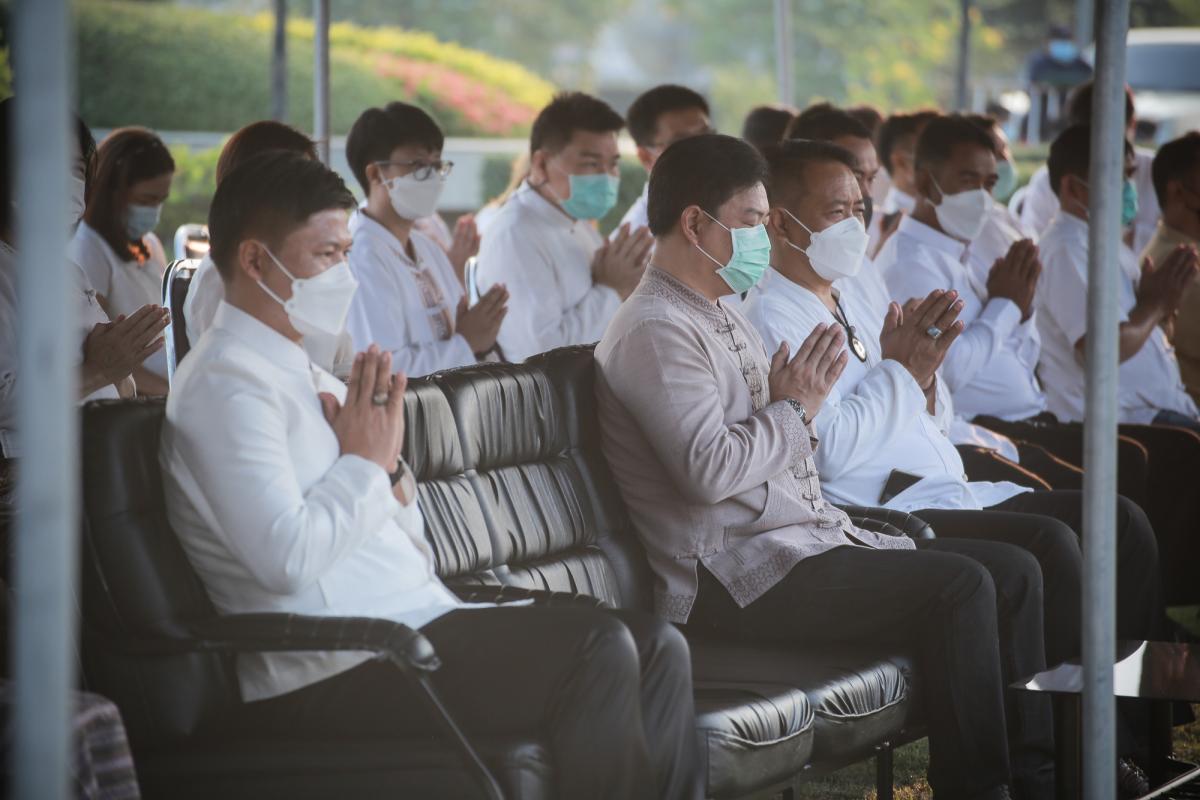 อบจ.ตาก จัดพิธีสักการะพระพุทธรูป และบวงสรวงพระพรหม พระภูมิ เจ้าที่ ประจำปี