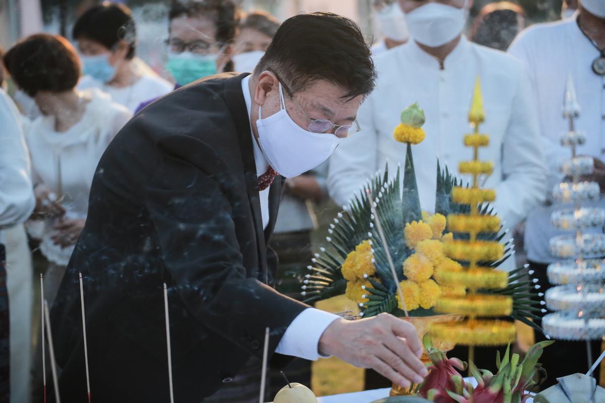 อบจ.ตาก จัดพิธีสักการะพระพุทธรูป และบวงสรวงพระพรหม พระภูมิ เจ้าที่ ประจำปี