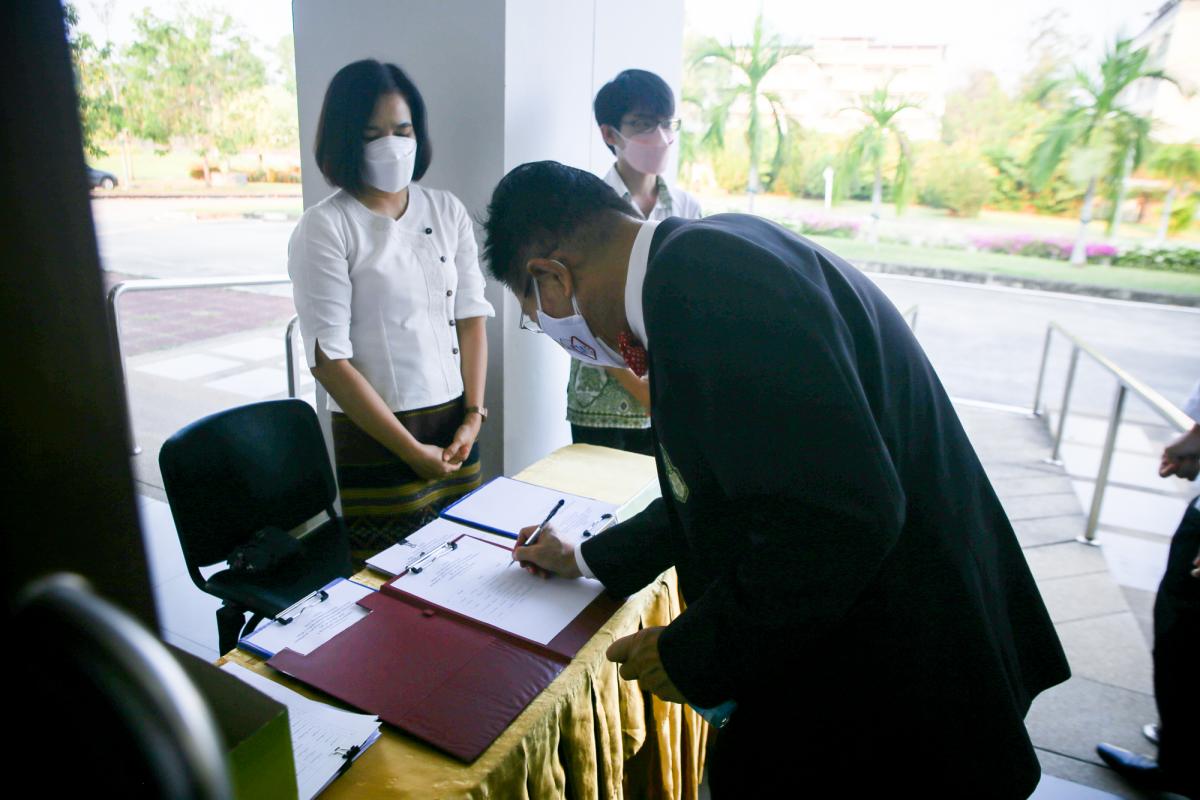 ายกองค์การบริหารส่วนจังหวัดตาก เป็นประธานในการเปิดโครงการฝึกอบรมคุณธรรมและจริยธรรม หลักสูตร “การปฏิบัติงานให้เกิดประโยชน์ โดยยึดมั่นในธรรมและวินัย และเชิดชูเกียรติ คนดี ศรี อบจ.ตาก”