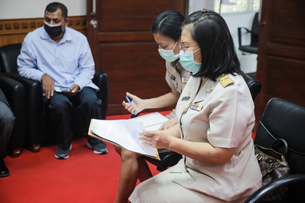 กรรมการกลางอิสลามแห่งประเทศไทย จังหวัดตาก พร้อมด้วยคณะกรรมการอิสลามประจำจังหวัดตาก เข้าพบนายณัฐวุฒิ ทวีเกื้อกูลกิจ นายกองค์การบริหารส่วนจังหวัดตาก