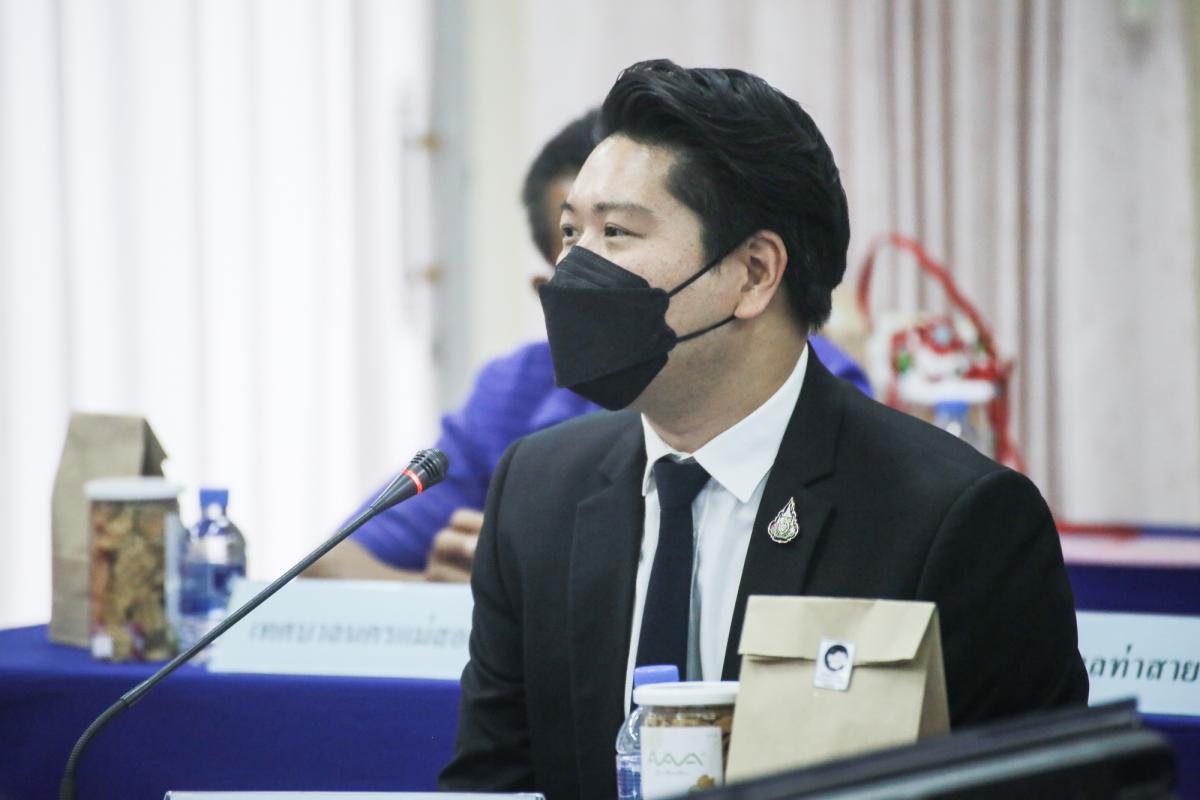 รองนายกองค์การบริหารส่วนจังหวัดตาก พร้อมด้วยนางสาวปริตตรา จันทร์วรโชติ เลขานุการนายกองค์การบริหารส่วนจังหวัดตาก เข้าร่วมการประชุมใหญ่สามัญประจำปี 2564 หอการค้าจังหวัดตาก ณ ห้องประชุมชั้น 2 หอการค้าจังหวัดตาก