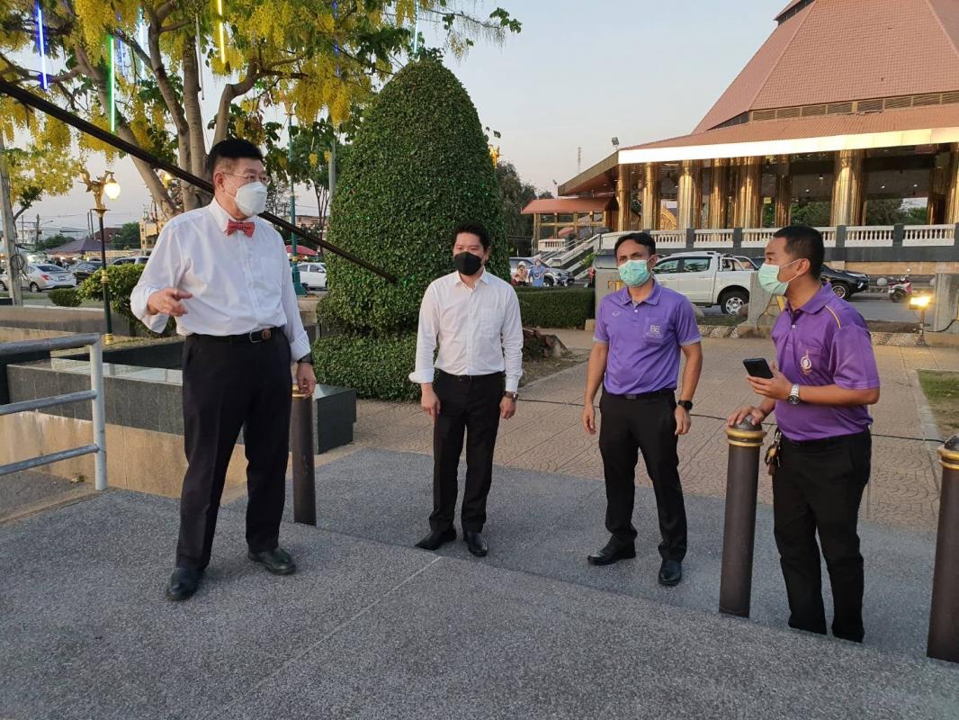 นายก อบจ.ตาก ลงพื้นที่ตรวจสอบความเรียบร้อย บริเวณสะพานสมโภชน์กรุงรัตนโกสินทร์ 200 ปี