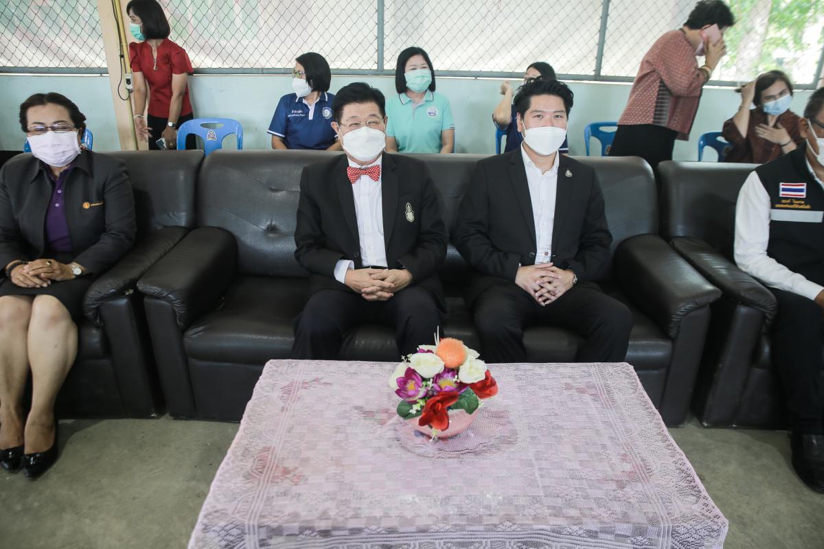 นายกองค์การบริหารส่วนจังหวัดตาก เป็นประธานในพิธีเปิดโครงการฝึกอบรมเชิงปฏิบัติการให้ความรู้การป้องกันโรคติดเชื้อไวรัสโคโรนา 2019 รุ่นที่ 2