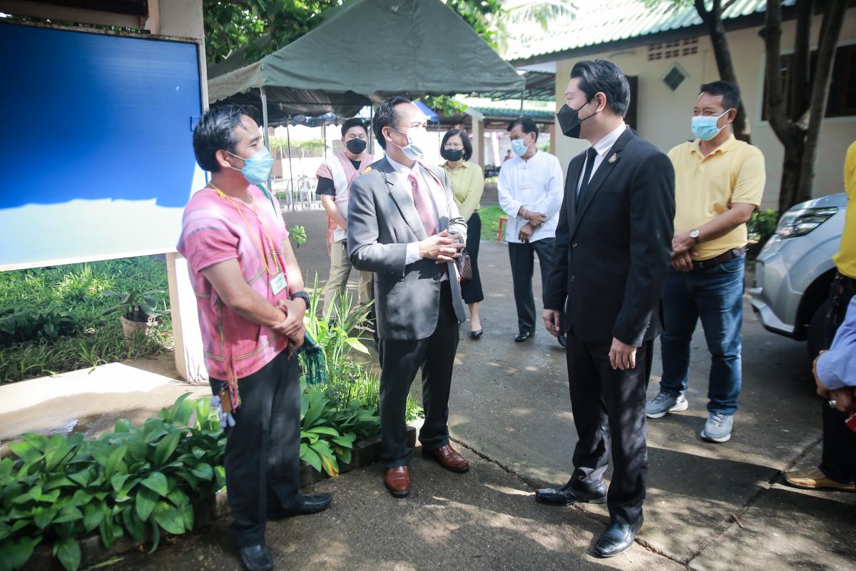 รองนายกองค์การบริหารส่วนจังหวัดตาก เป็นประธานในพิธีเปิดโครงการฝึกอบรมส่งเสริมให้ความรู้ด้านการปฏิบัติตามหลักศาสนาคริสต์ในเขตพื้นที่จังหวัดตาก ประจำปีงบประมาณ พ.ศ. 2565 (รุ่นที่ 2)