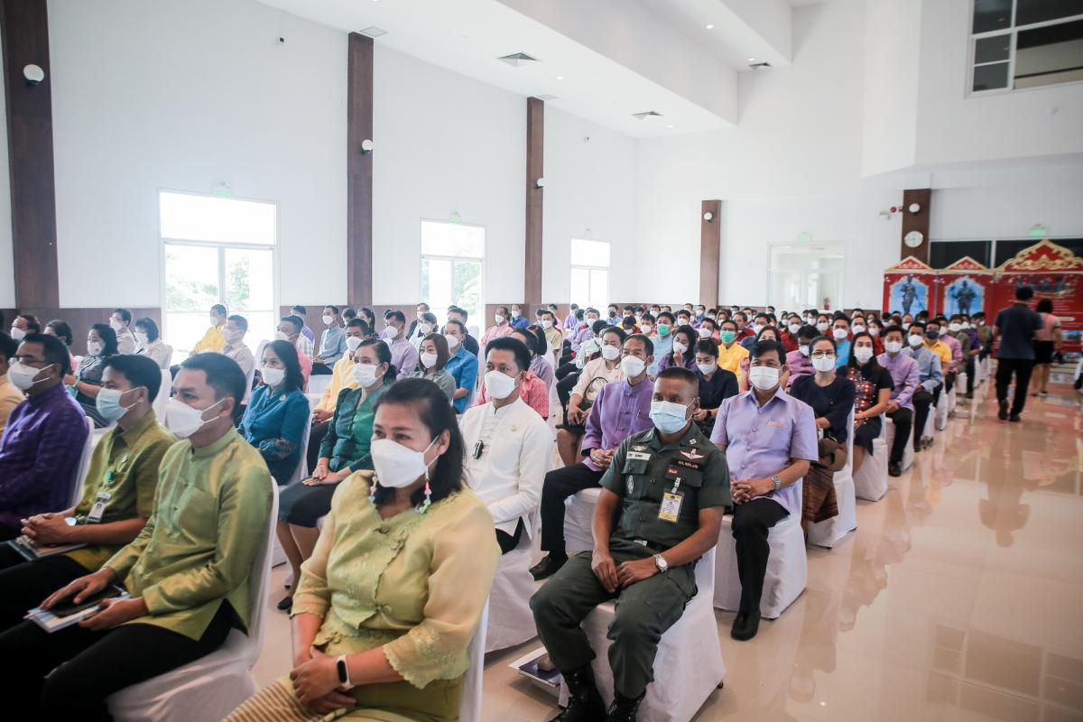 นายกองค์การบริหารส่วนจังหวัดตากจังหวัดตาก เข้าร่วมพิธีเปิดการอบรม “โครงการพัฒนาและส่งเสริมองค์ความรู้เกี่ยวกับประวัติศาสตร์ชาติไทย และการสร้างจิตสำนึกรักและหวงแหน มุ่งจงรักภักดี พร้อมธำรงรักษาไว้ซึ่งสถาบันชาติ ศาสนา พระมหากษัตริย์”