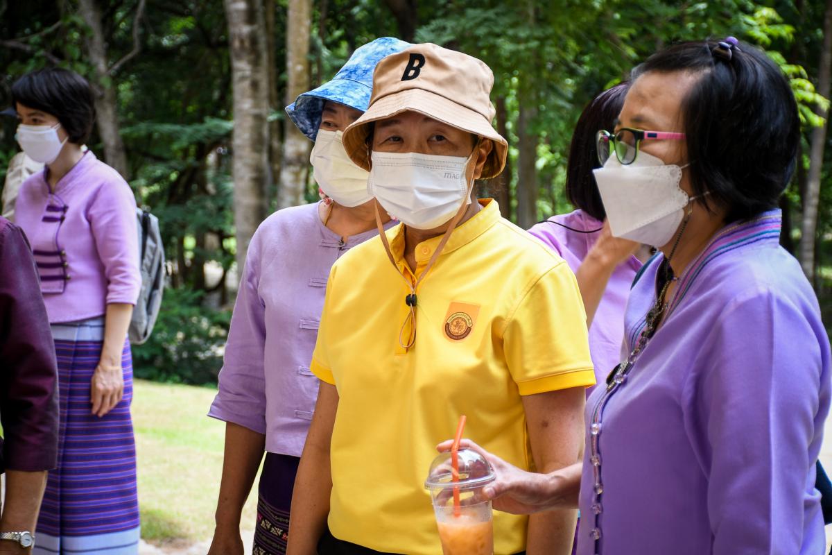 นายกองค์การบริหารส่วนจังหวัดตาก ในฐานะผู้อำนวยการอุทยานธรณีไม้กลายเป็นหินตากลงพื้นที่ตรวจสอบเพื่อเตรียมความพร้อมการจัดงานบันทึกสถิติโลกไม้กลายเป็นหินที่ยาวที่สุดในโลก Guinness World Records (GWR)