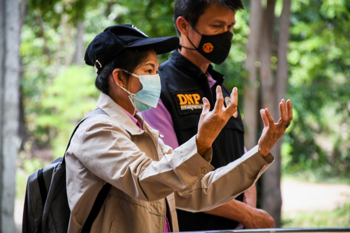 นายกองค์การบริหารส่วนจังหวัดตาก ในฐานะผู้อำนวยการอุทยานธรณีไม้กลายเป็นหินตากลงพื้นที่ตรวจสอบเพื่อเตรียมความพร้อมการจัดงานบันทึกสถิติโลกไม้กลายเป็นหินที่ยาวที่สุดในโลก Guinness World Records (GWR)
