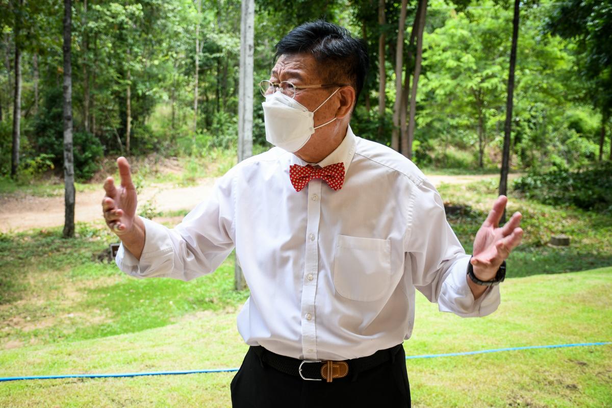 นายกองค์การบริหารส่วนจังหวัดตาก ในฐานะผู้อำนวยการอุทยานธรณีไม้กลายเป็นหินตากลงพื้นที่ตรวจสอบเพื่อเตรียมความพร้อมการจัดงานบันทึกสถิติโลกไม้กลายเป็นหินที่ยาวที่สุดในโลก Guinness World Records (GWR)