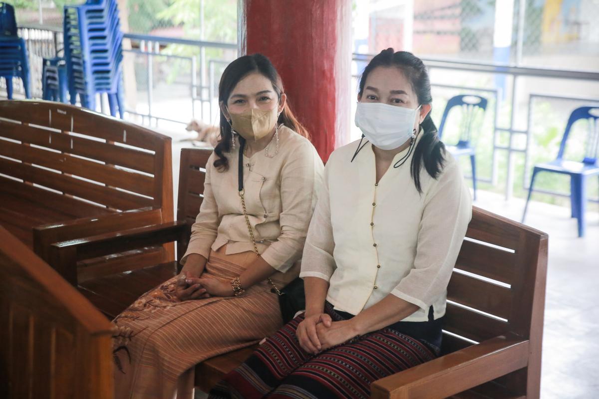 นายก อบจ.ตากนำทีม ร่วมทำบุญถวายเทียนจำนำพรรษา สืบสานประเพณีและทำนุบำรุงพระพุทธศาสนา