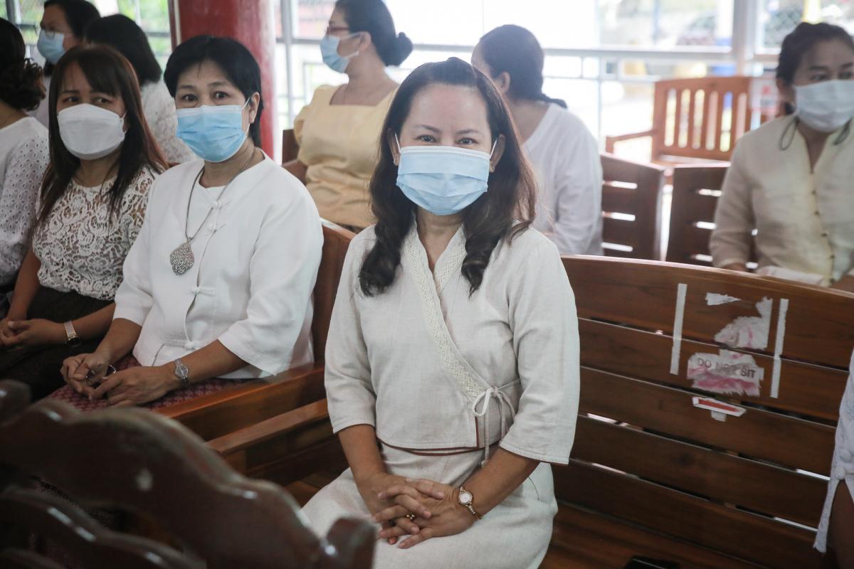 นายก อบจ.ตากนำทีม ร่วมทำบุญถวายเทียนจำนำพรรษา สืบสานประเพณีและทำนุบำรุงพระพุทธศาสนา