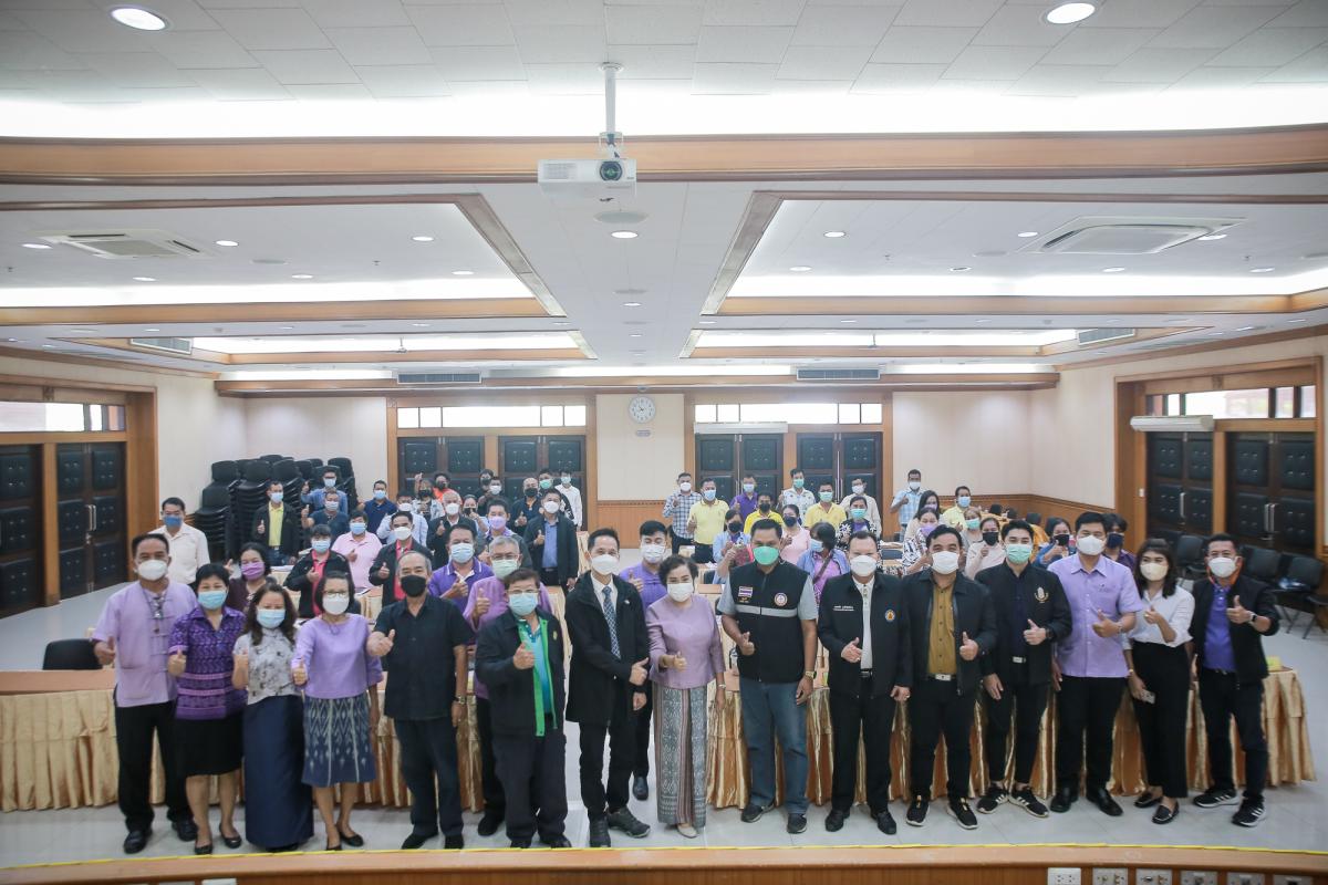 นางสาวเปรมกมล ธีโรภาส ปลัดองค์การบริหารส่วนจังหวัดตาก เป็นประธานในพิธีเปิดโครงการธนาคารน้ำใต้ดินตามศาสตร์พระราชา ประจำปีงบประมาณ พ.ศ. 2565