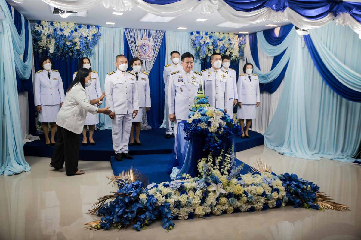นายกองค์การบริหารส่วนจังหวัดตาก พร้อมด้วย คณะผู้บริหาร หัวหน้าส่วนการงาน องค์การบริหารส่วนจังหวัดตาก ร่วมบันทึกเทป ถวายพระพรชัยมงคล เนื่องในวันเฉลิมพระชนมพรรษา สมเด็จพระนางเจ้าสิริกิติ์ พระบรมราชินีนาถ พระบรมราชชนนีพันปีหลวง