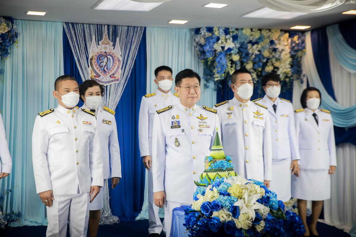 นายกองค์การบริหารส่วนจังหวัดตาก พร้อมด้วย คณะผู้บริหาร หัวหน้าส่วนการงาน องค์การบริหารส่วนจังหวัดตาก ร่วมบันทึกเทป ถวายพระพรชัยมงคล เนื่องในวันเฉลิมพระชนมพรรษา สมเด็จพระนางเจ้าสิริกิติ์ พระบรมราชินีนาถ พระบรมราชชนนีพันปีหลวง