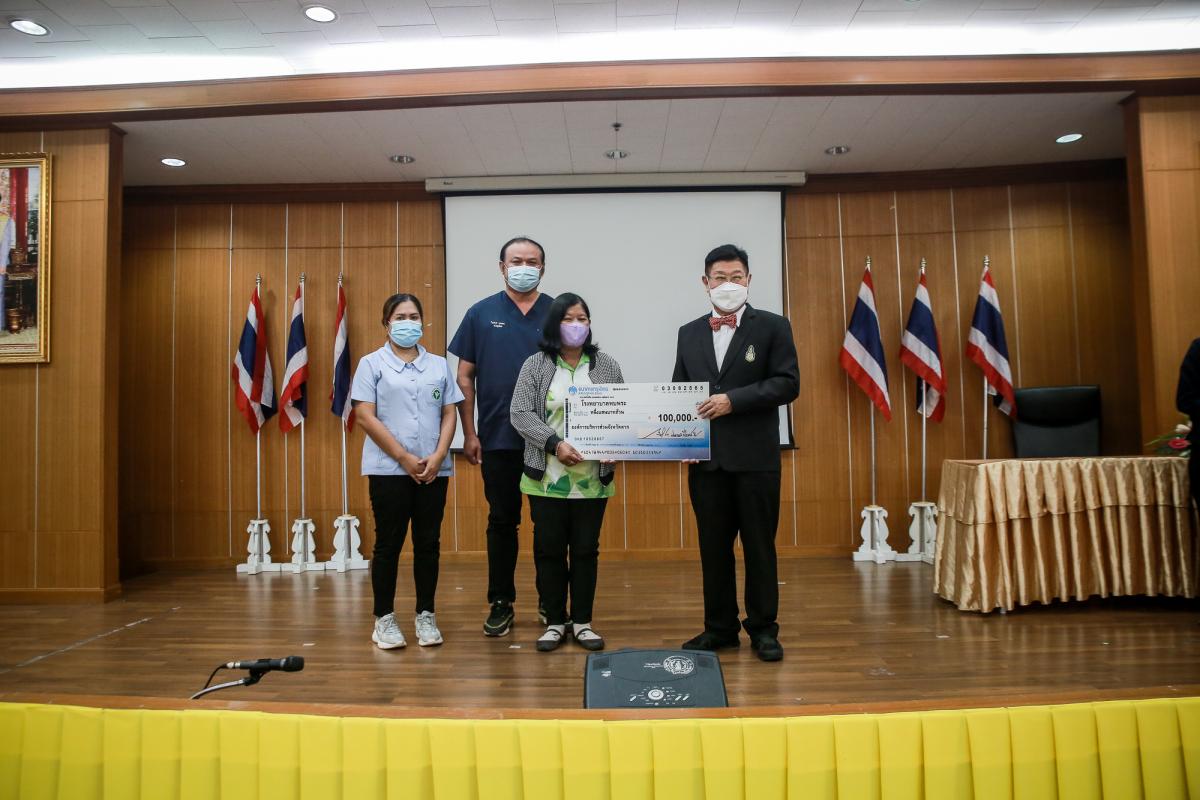 นายก อบจ.ตาก มอบงบประมาณอุดหนุน และเงินสนับสนุนกองทุนฟื้นฟูสมรรถภาพ จังหวัดตาก ให้กับหน่วยงานด้านสาธารณสุข และ อปท. กว่า 4 ล้านบาท