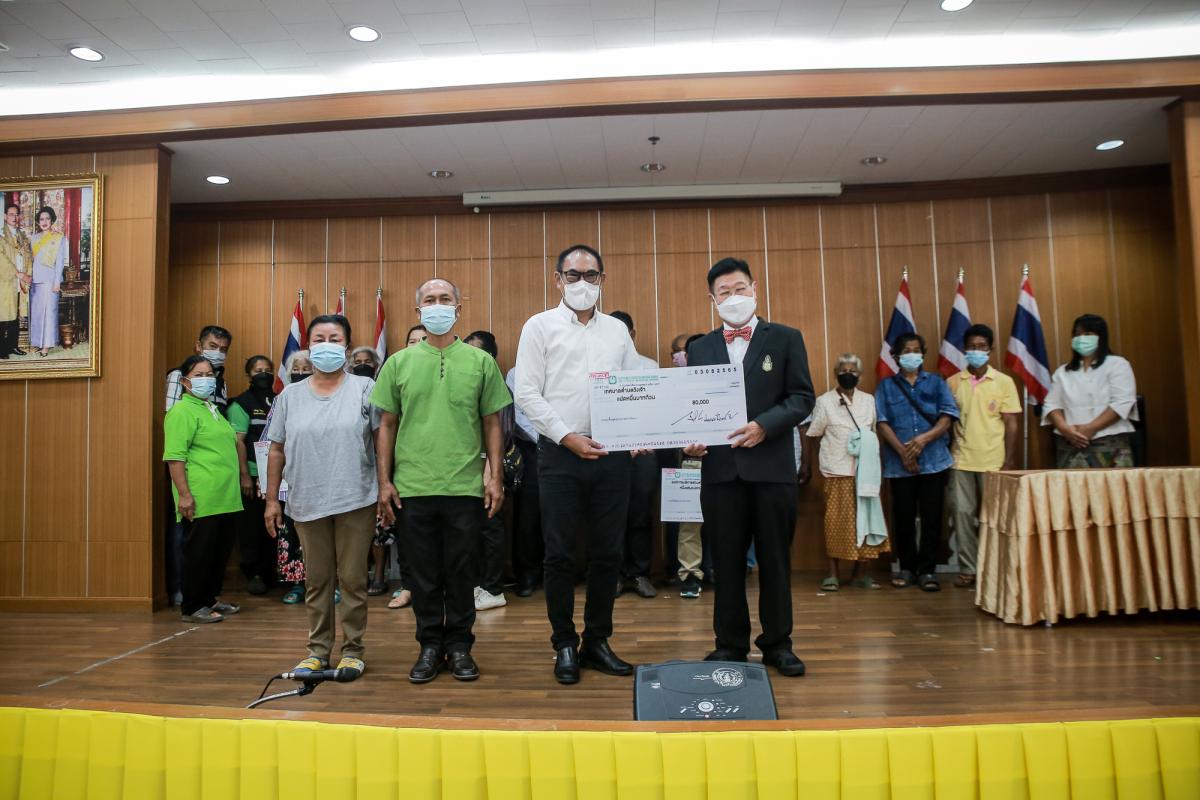 นายก อบจ.ตาก มอบงบประมาณอุดหนุน และเงินสนับสนุนกองทุนฟื้นฟูสมรรถภาพ จังหวัดตาก ให้กับหน่วยงานด้านสาธารณสุข และ อปท. กว่า 4 ล้านบาท