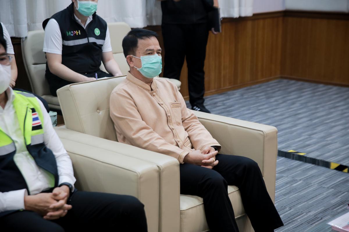 นายกองค์การบริหารส่วนจังหวัดตาก ร่วมต้อนรับดร.สาธิต ปิตุเตชะ รัฐมนตรีช่วยว่าการกระทรวงสาธารณสุข