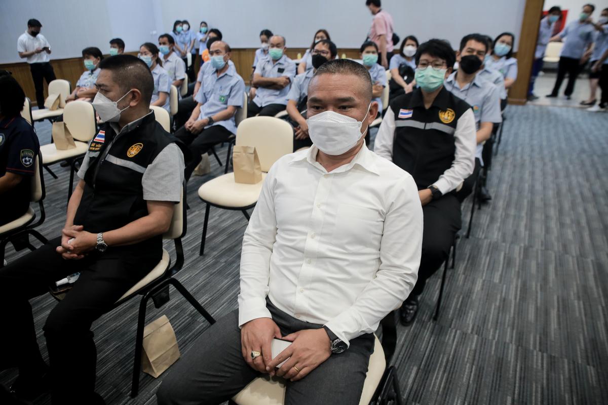 นายกองค์การบริหารส่วนจังหวัดตาก ร่วมต้อนรับดร.สาธิต ปิตุเตชะ รัฐมนตรีช่วยว่าการกระทรวงสาธารณสุข