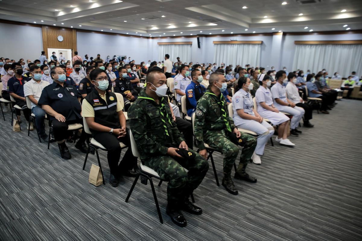 นายกองค์การบริหารส่วนจังหวัดตาก ร่วมต้อนรับดร.สาธิต ปิตุเตชะ รัฐมนตรีช่วยว่าการกระทรวงสาธารณสุข