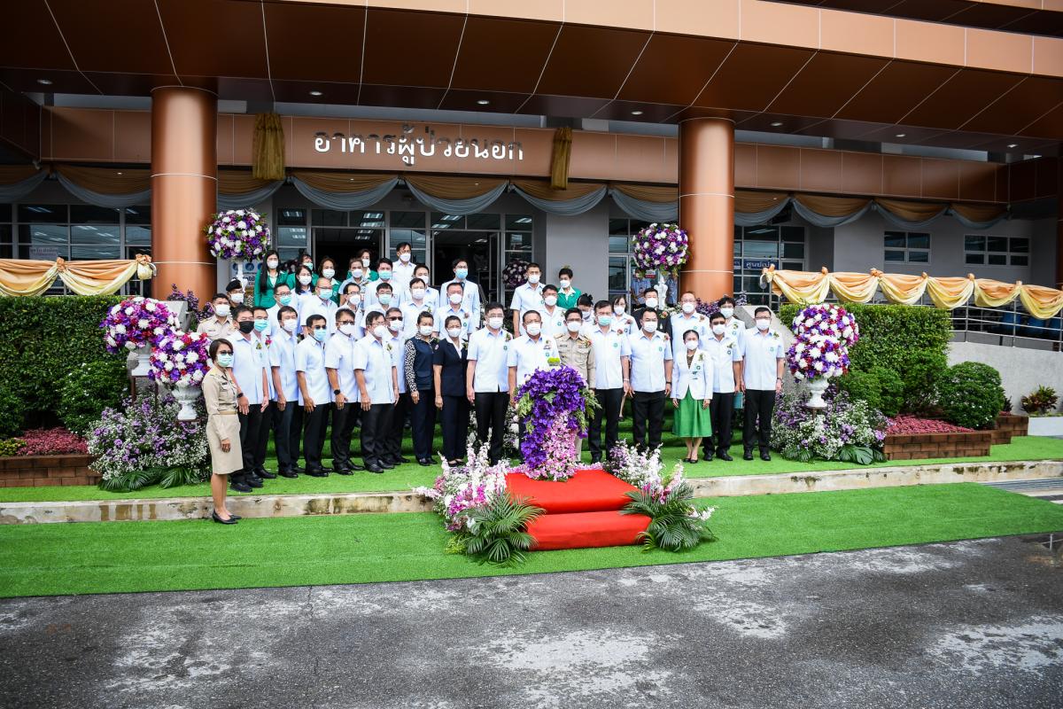 นายกองค์การบริหารส่วนจังหวัดตาก ร่วมพิธีเปิดอาคารผู้ป่วยนอก โรงพยาบาลสมเด็จพระเจ้าตากสินมหาราช