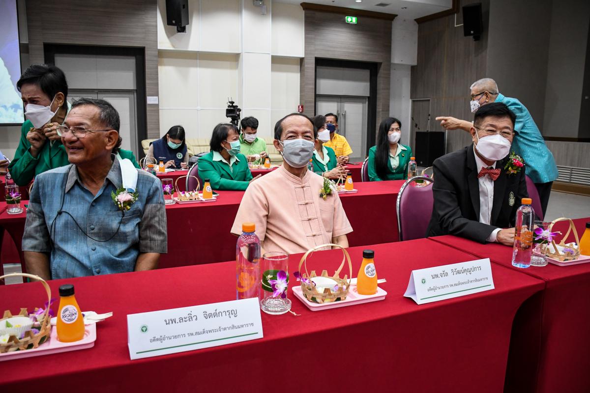 นายกองค์การบริหารส่วนจังหวัดตาก ร่วมพิธีเปิดอาคารผู้ป่วยนอก โรงพยาบาลสมเด็จพระเจ้าตากสินมหาราช