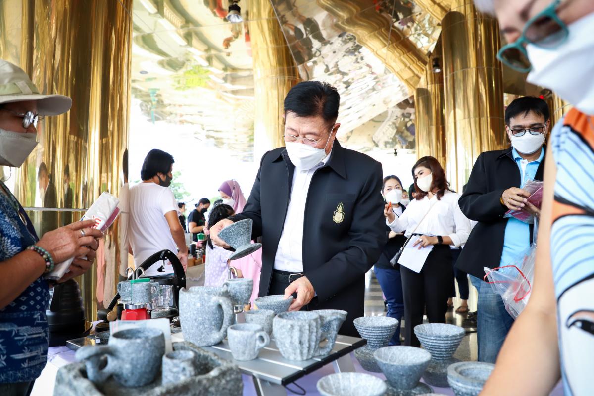 นายกองค์การบริหารส่วนจังหวัดตาก ร่วมงาน "มหัศจรรย์กาแฟดี จังหวัดตาก " TAK Exotic Coffee Championship Thailand 2022 ซึ่งจัดขึ้นระหว่างวันที่ 20 - 21 สิงหาคม 2565