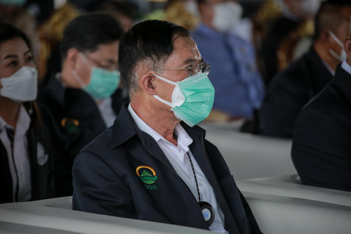 ายกองค์การบริหารส่วนจังหวัดตาก พร้อมด้วย ว่าที่ ดร.ฑีฆะพล ทวีเกื้อกูลกิจ รองนายกองค์การบริหารส่วนจังหวัดตาก ร่วมต้อนรับ พลเอกประวิตร วงษ์สุวรรณ รองนายกรัฐมนตรี และคณะ 