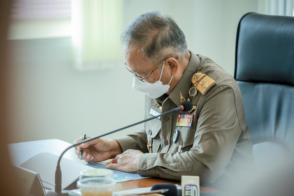 ร่วมต้อนรับ พลอากาศเอก ชลิต พุกผาสุก องคมนตรี ลงพื้นที่ตรวจติดตามความก้าวหน้าการก่อสร้างศูนย์ปฏิบัติการฝนหลวงภาคเหนือ