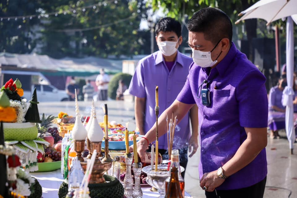  รองนายกองค์การบริหารส่วนจังหวัดตาก เป็นประธานในพิธีบวงสรวง ขอพระบรมราชานุญาตจัดการแสดงละครประกอบแสงสีเสียงเทิดพระเกียรติ สมเด็จพระเจ้าตากสินมหาราชจังหวัดตาก
