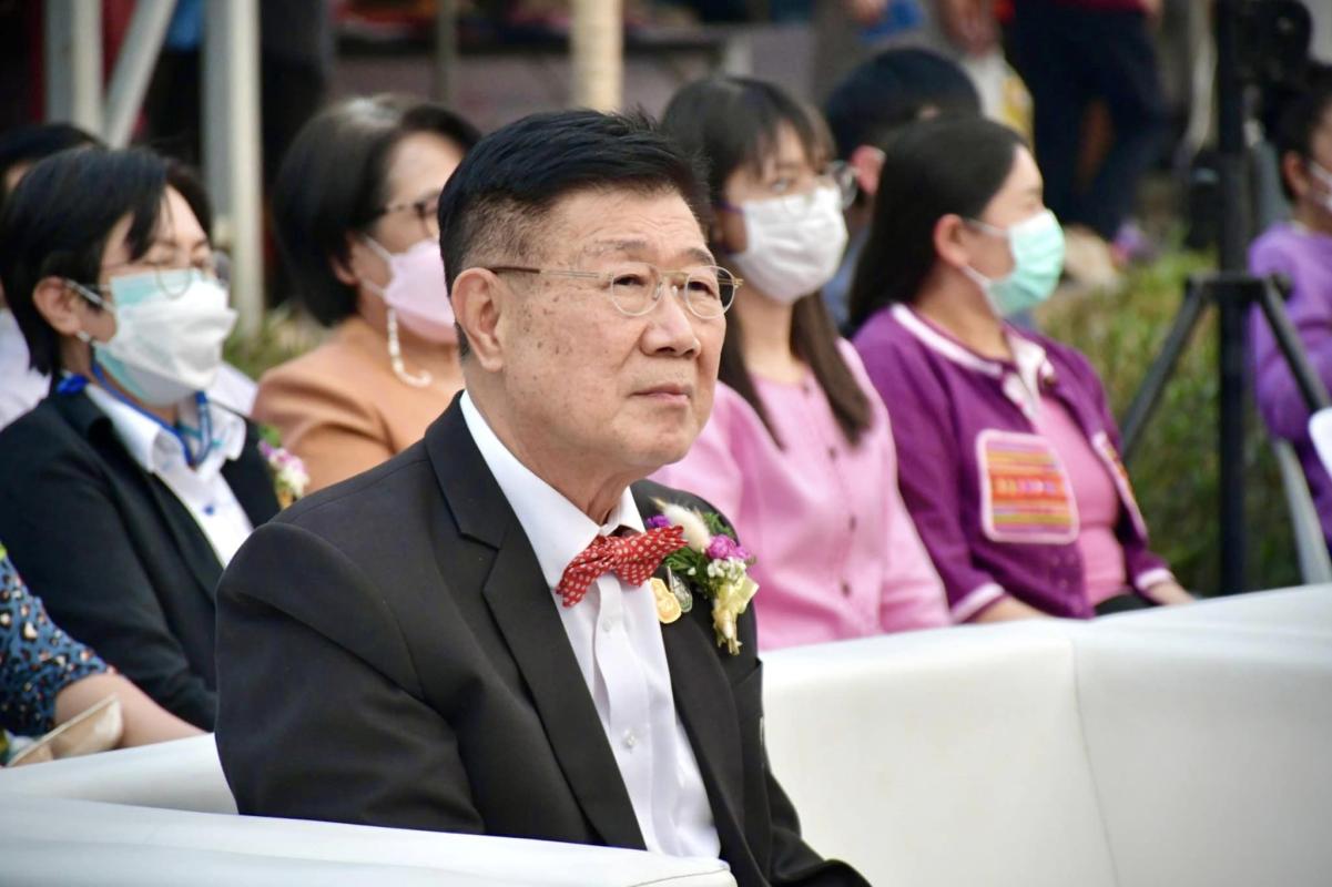 นายกองค์การบริหารส่วนจังหวัดตาก ร่วมพิธีเปิดกิจกรรม “พาณิชย์ลดราคาช่วยประชาชน” 