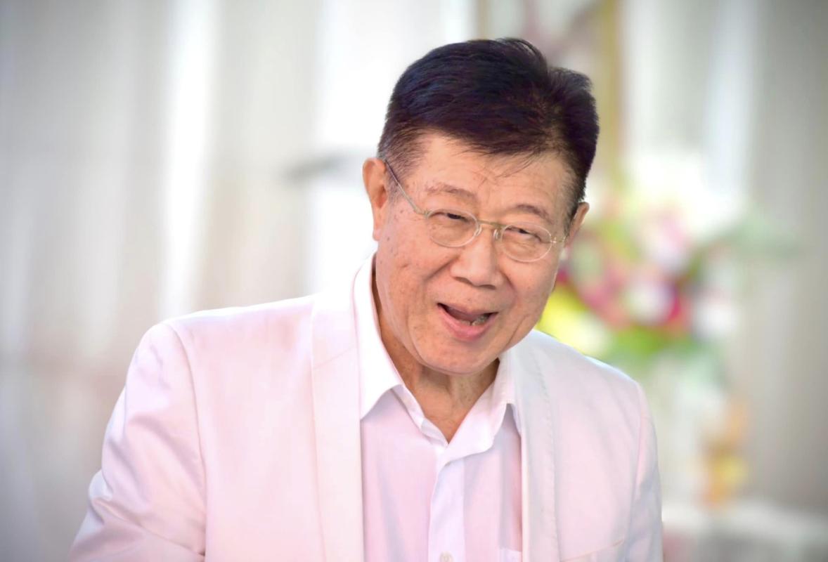 นายกองค์การบริหารส่วนจังหวัดตาก เป็นประธานฝ่ายฆราวาสในพิธีอัญเชิญสมโภชสักการะอัฐิธาตุ สมเด็จพระญาณวชิโรดม