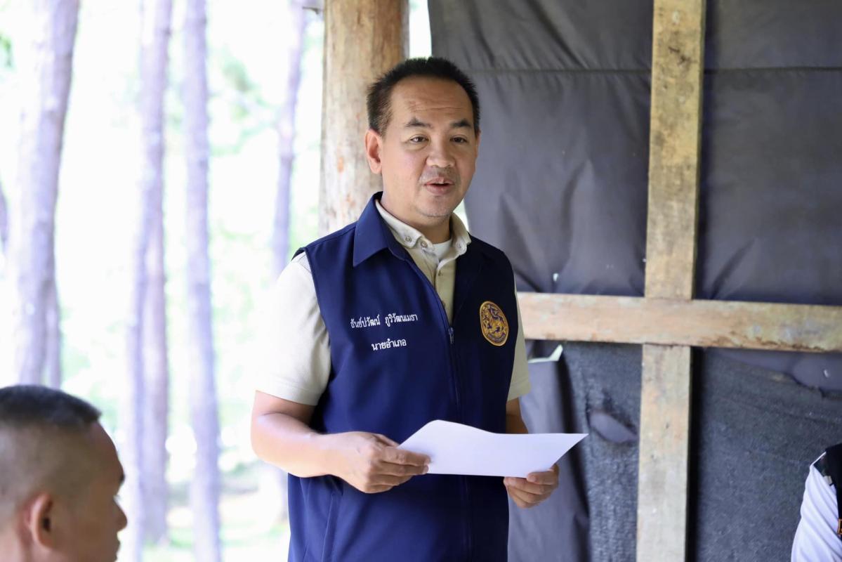 ร่วมลงนามบันทึกข้อตกลง ( MOU ) เรื่องการขอระบบไฟฟ้าณ บ้านแม่กลองน้อย - บ้านแม่กลองใหญ่ ตำบล มอโกร อำเภอ อุ้มผาง จังหวัดตาก