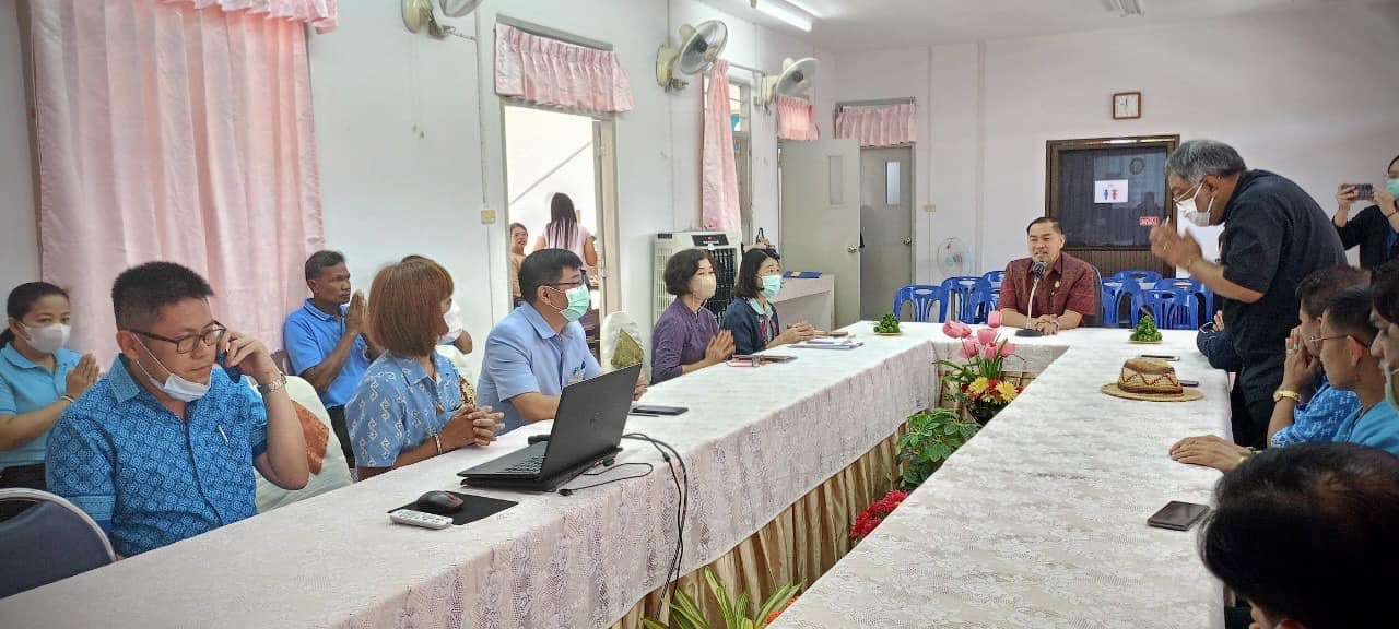 รองปลัดองค์การบริหารส่วนจังหวัดตาก ร่วมต้อนรับนายศิริพันธ์ ศรีกงพลี รองอธิบดีกรมส่งเสริมปกครองท้องถิ่น ณ รพ.สต.บ้านปากห้วยไม้งาม