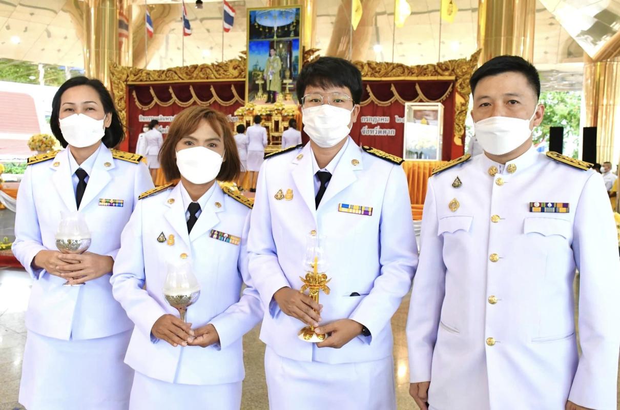 เลขานุการนายกองค์การบริหารส่วนจังหวัดตาก ร่วมพิธีถวายเครื่องราชสักการะและวางพานพุ่ม และพิธีจุดเทียนถวายพระพรชัยมงคล เนื่องในโอกาสวันเฉลิมพระชนมพรรษา 28 กรกฎาคม 2566 
