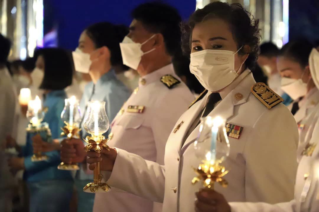 ปลัดองค์การบริหารส่วนจังหวัดตาก ร่วมพิธีวางพานพุ่มและจุดเทียนถวายพระพรชัย เนื่องในโอกาสมหามงคลเฉลิมพระชนมพรรษา สมเด็จพระนางเจ้าสิริกิติ์ พระบรมราชินีนาถ พระบรมราชชนนีพันปีหลวง