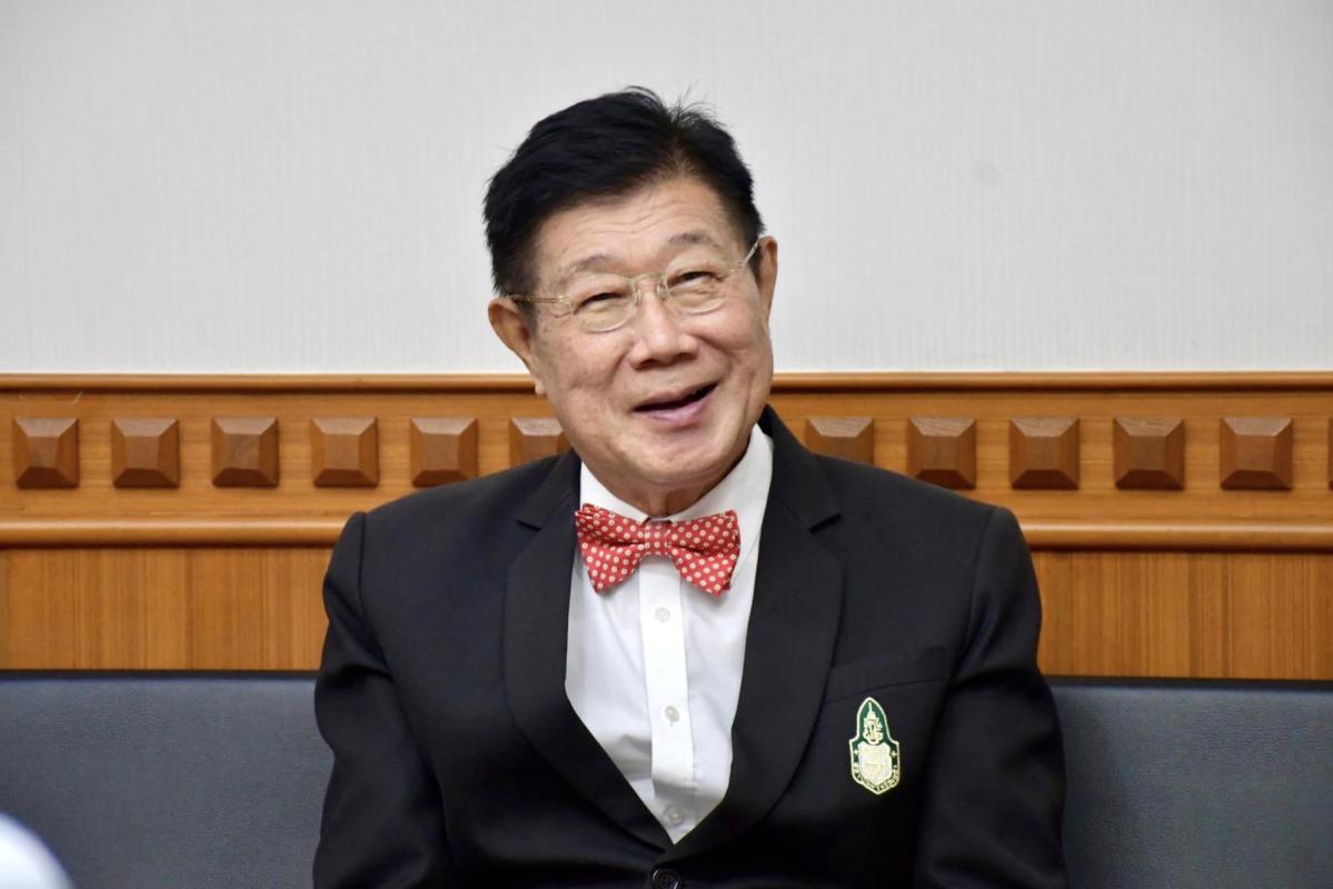 นักศึกษาทันตแพทย์ จำนวน 5 คน เข้ารายงานตัวและรับมอบนโยบายจาก นายณัฐวุฒิ ทวีเกื้อกูลกิจ นายกองค์การบริหารส่วนจังหวัดตาก