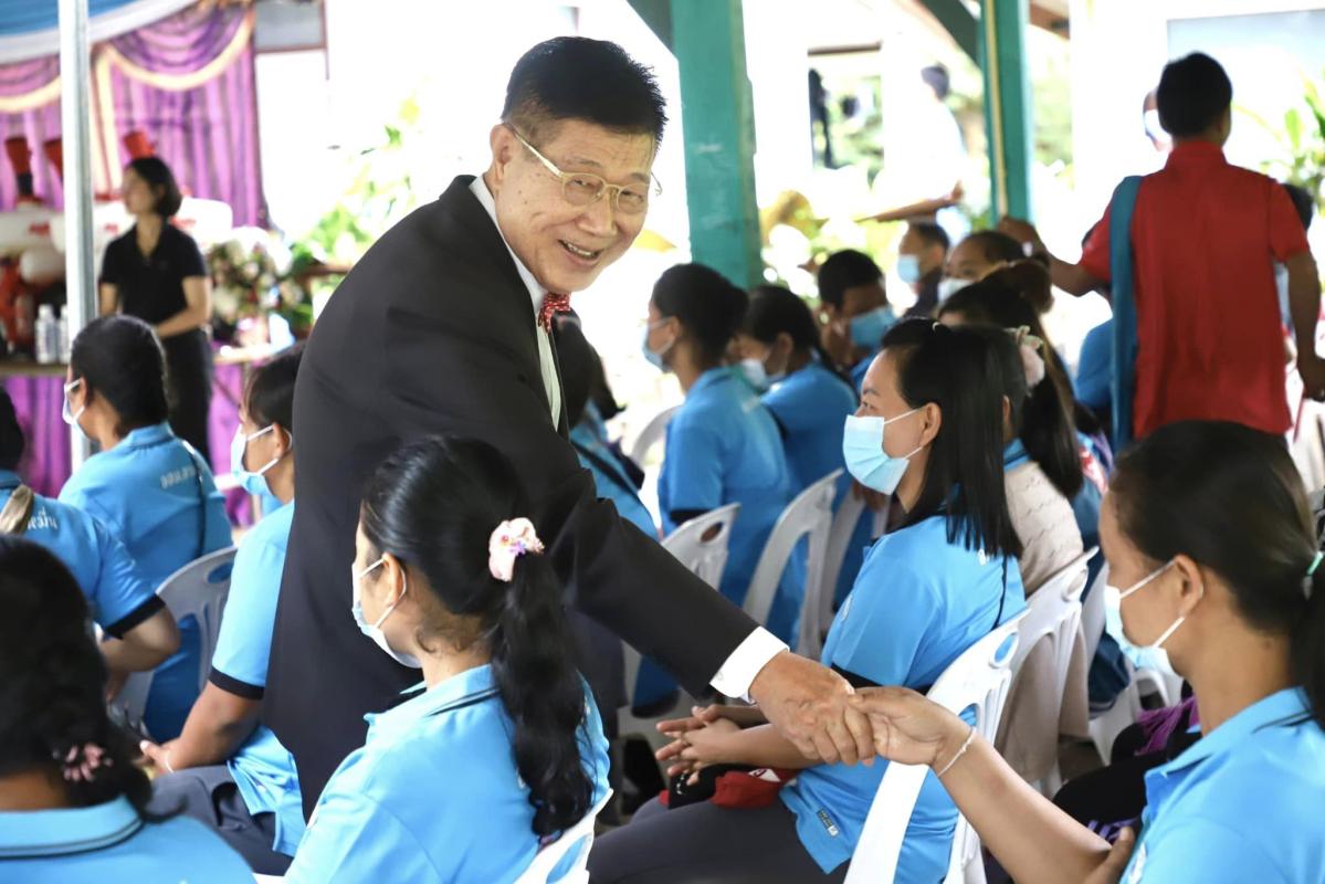 นายกองค์การบริหารส่วนจังหวัดตาก เป็นประธานเปิดกณ โรงพยาบาลส่งเสริมสุขภาพตำบลบ้านแสม อำเภอแม่ระมาด จังหวัดตาการรณรงค์ควบคุมป้องกันโรคไข้เลือดออก โรคไข้มาลาเรีย และการส่งมอบครุภัณฑ์วิทยาศาสตร์ เพื่อใช้ควบคุมป้องกันโรคระบาดในพื้นที่ 