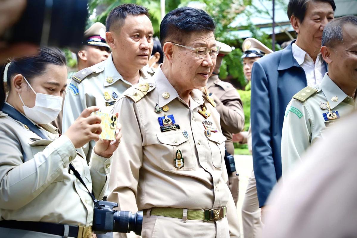 นายกองค์การบริหารส่วนจังหวัดตาก ร่วมให้การต้อนรับ นายพลากร สุวรรณรัฐ องคมนตรี ประธานอนุกรรมการติดตามและขับเคลื่อนโครงการอันเนื่องมาจากพระราชดำริพื้นที่ภาคเหนือ