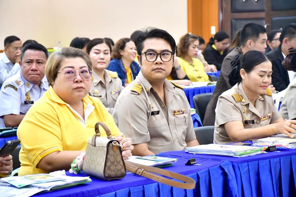 อบจ.ตาก จัดโครงการอบรมวิทยากรอำเภอ คณะกรรมการประจำหน่วยเลือกตั้ง และเจ้าหน้าที่รักษาความปลอดภัยประจำที่เลือกตั้ง เป็นผู้ช่วยเหลือในการปฏิบัติหน้าที่ของผู้อำนวยการการเลือกตั้งประจำองค์การบริหารส่วนจังหวัดตาก